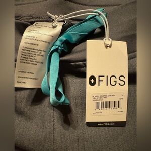 Figs unisex jogger style gray scrub pants NWT